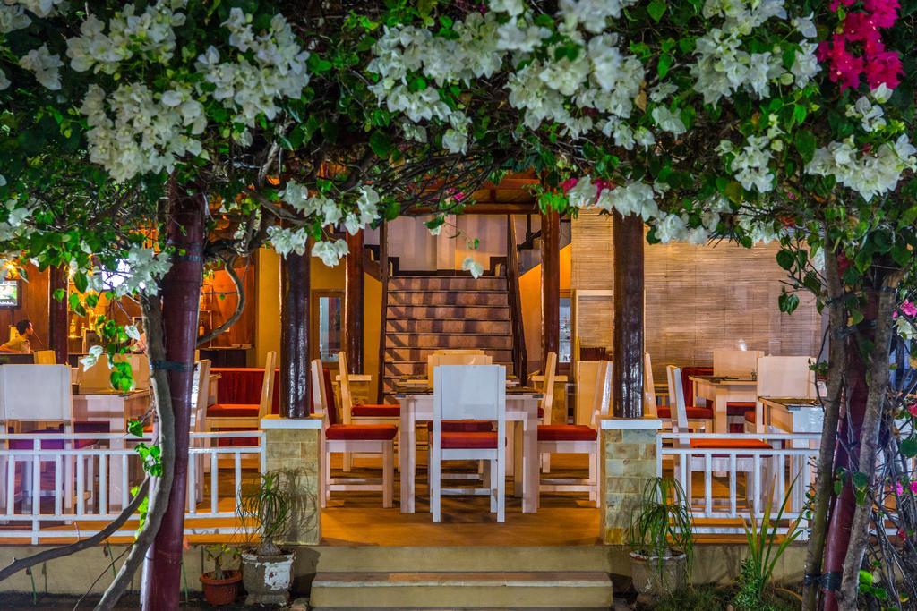 Tropical Hideaways Resort Gili Meno Exterior photo