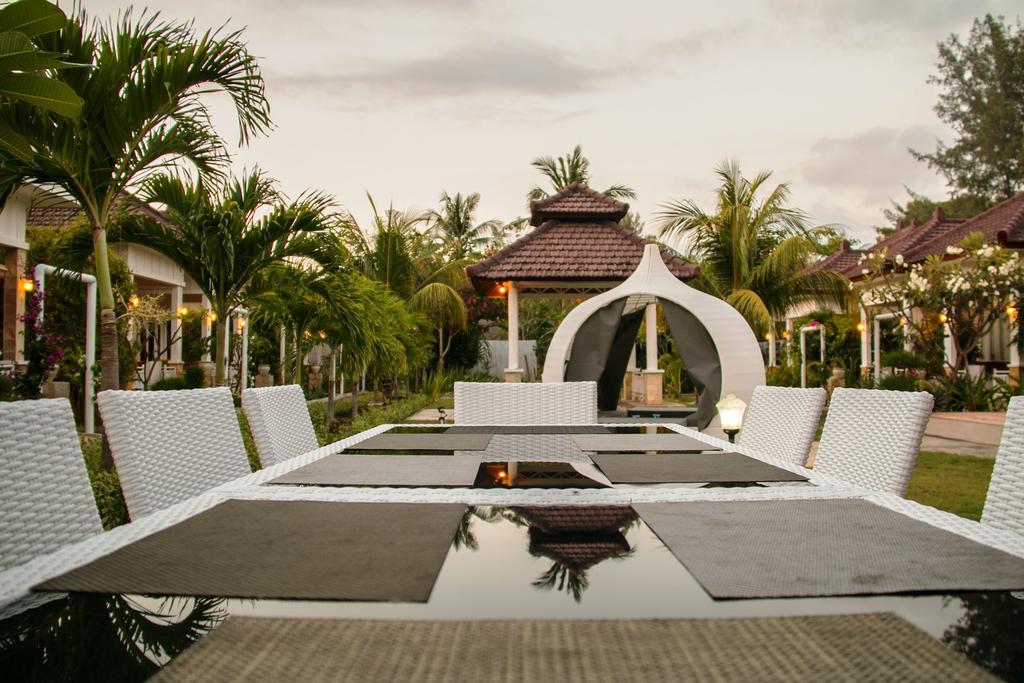 Tropical Hideaways Resort Gili Meno Exterior photo