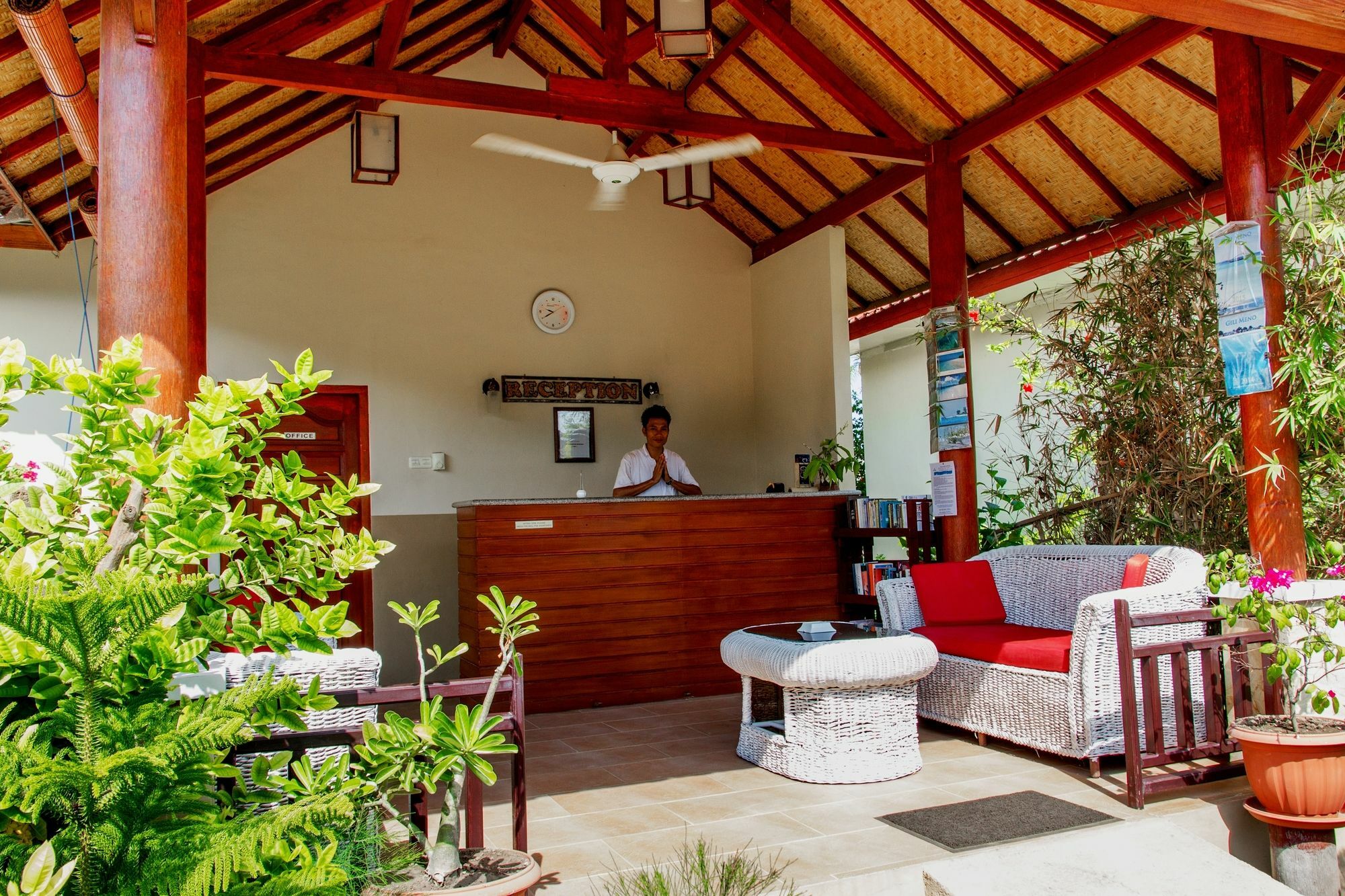 Tropical Hideaways Resort Gili Meno Exterior photo